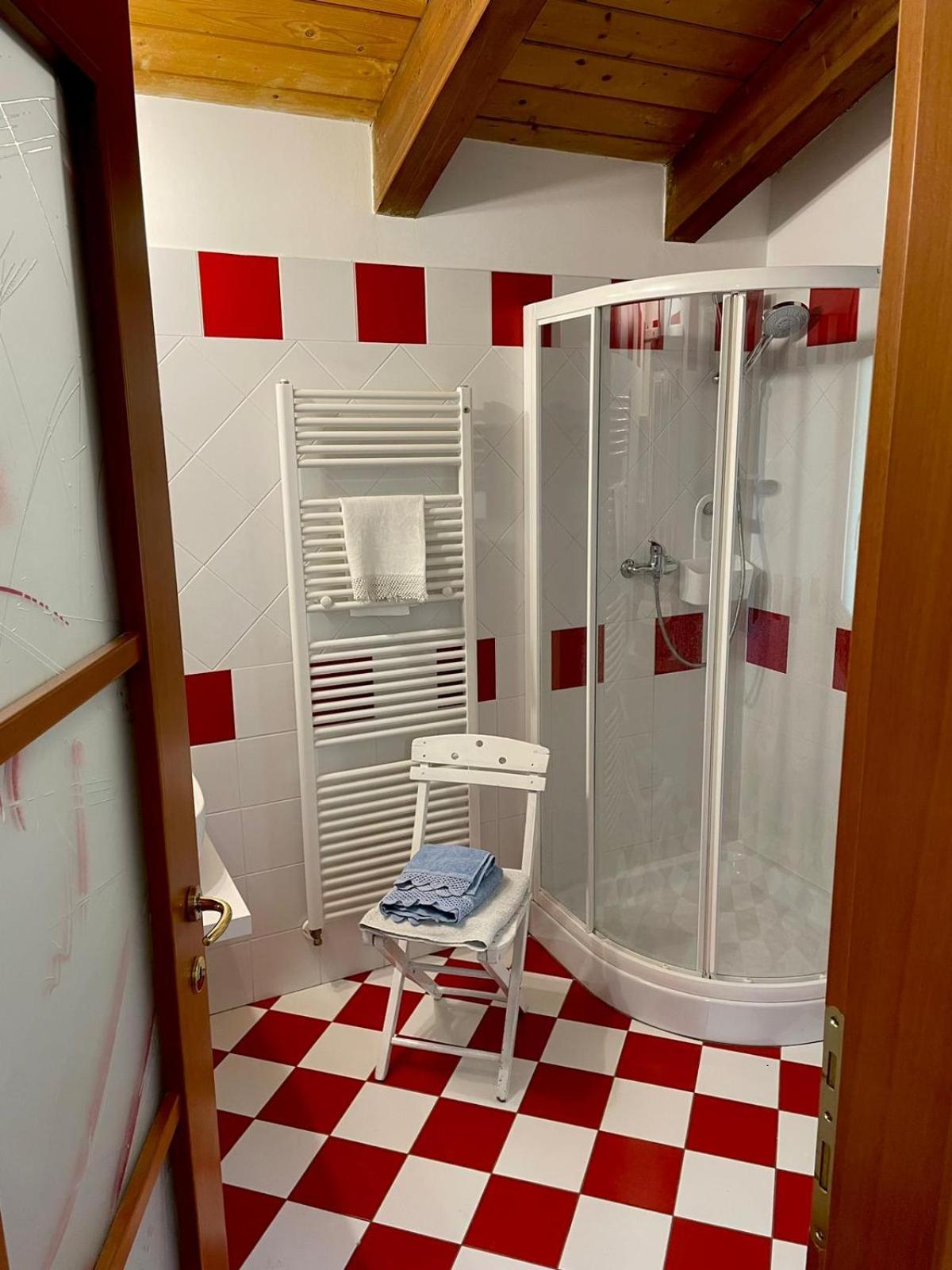L'Angolo Di Leo Borgofranco d'Ivrea 외부 사진